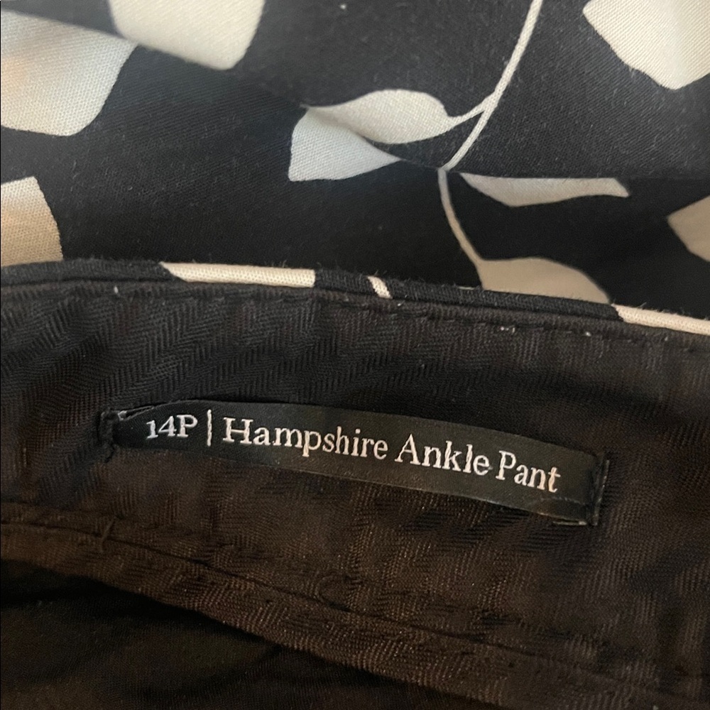 Talbots Cropped Pants - Picture 5 of 6